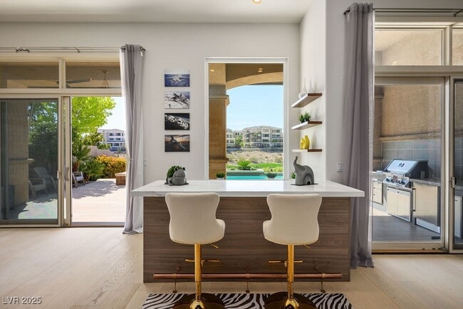 Building Photo - 9233 Canyon Mesa Dr Rental