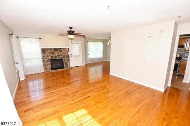 Photo - 101 Boulder Ridge