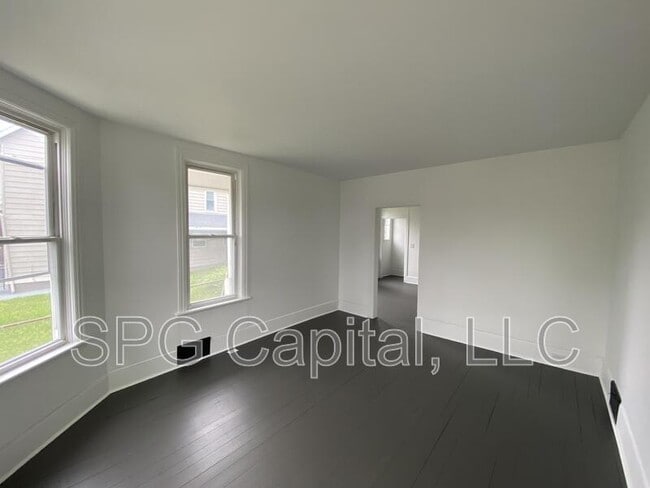 Photo - 632 S Second St