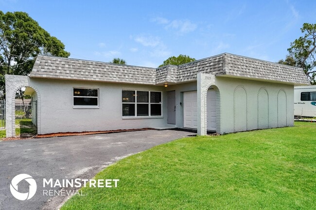 Building Photo - 7323 Barragan Rd Rental