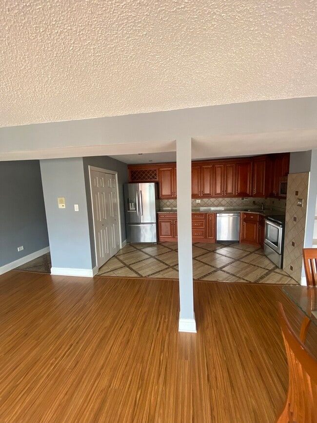 Photo - 9708 Nottingham Ave