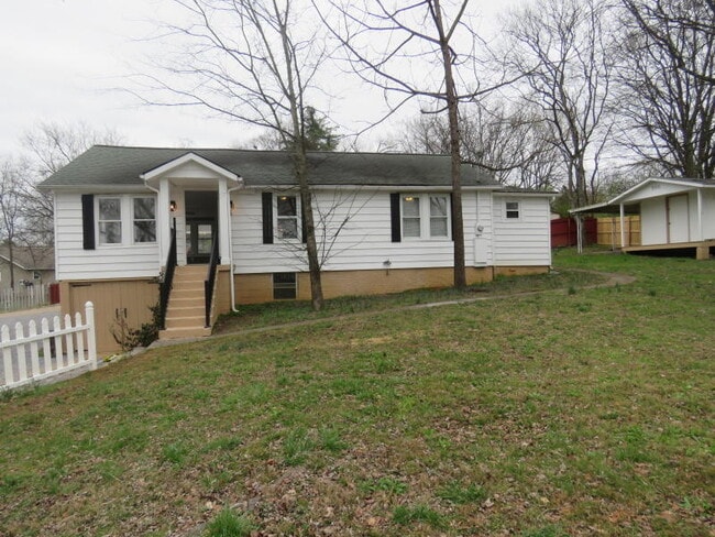 Photo - 106 Persimmon Way