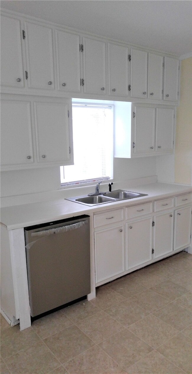 Photo - 2309 35th Ave N