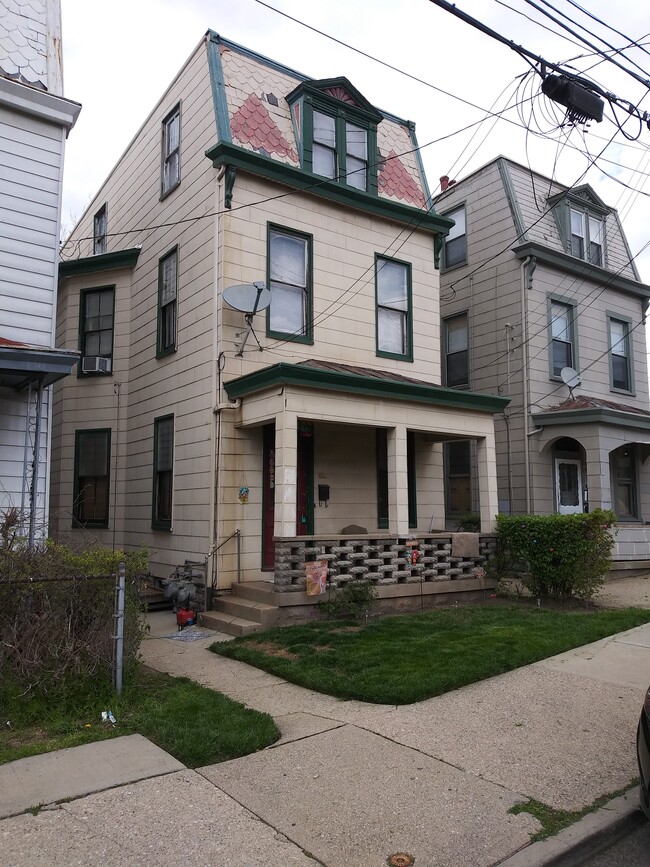 Building Photo - 312 E University Ave Unit 312 E. University