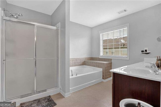 Photo - 2145 Waterford Park Dr