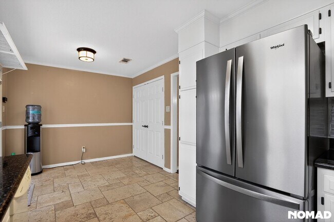 Photo - 8960 Manion Dr