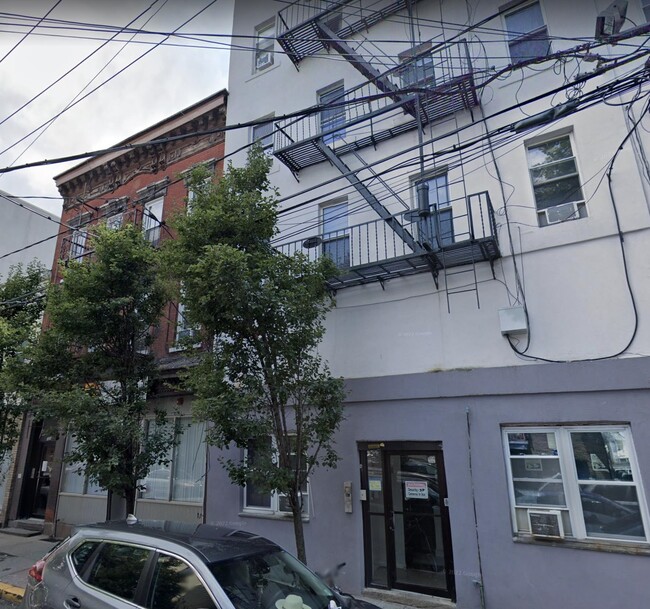 Photo - 325 37th St Unidad 2