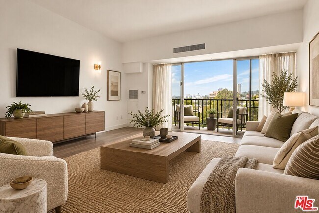 Building Photo - 1155 N La Cienega Blvd Unit 1103