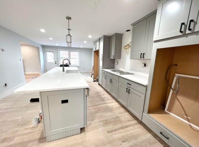 Building Photo - 171 Forest St Unit SF