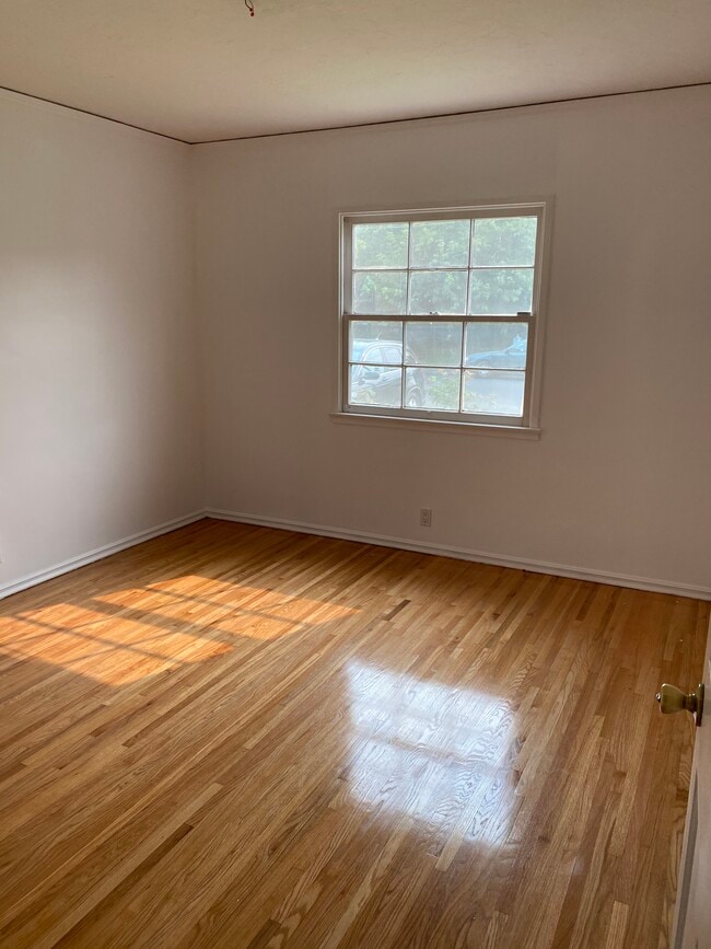 Bedroom 2 - 5243 Wilkinson Ave