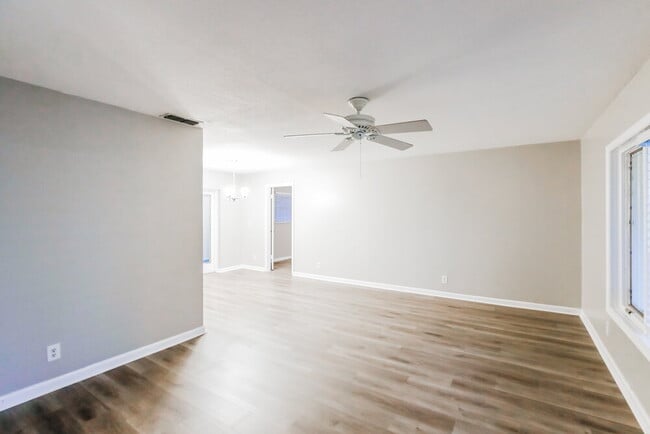 Photo - 12695 Westport Cir