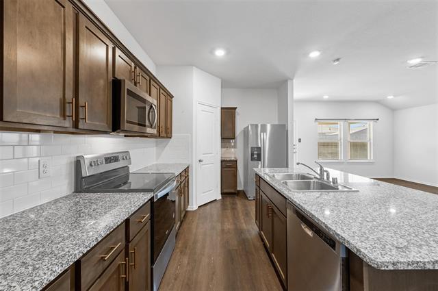 Photo - 508 Windrow Dr