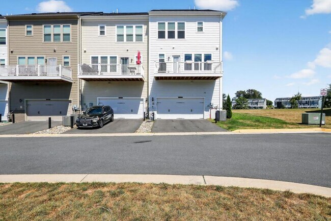 Photo - 17137 Branched Oak Rd