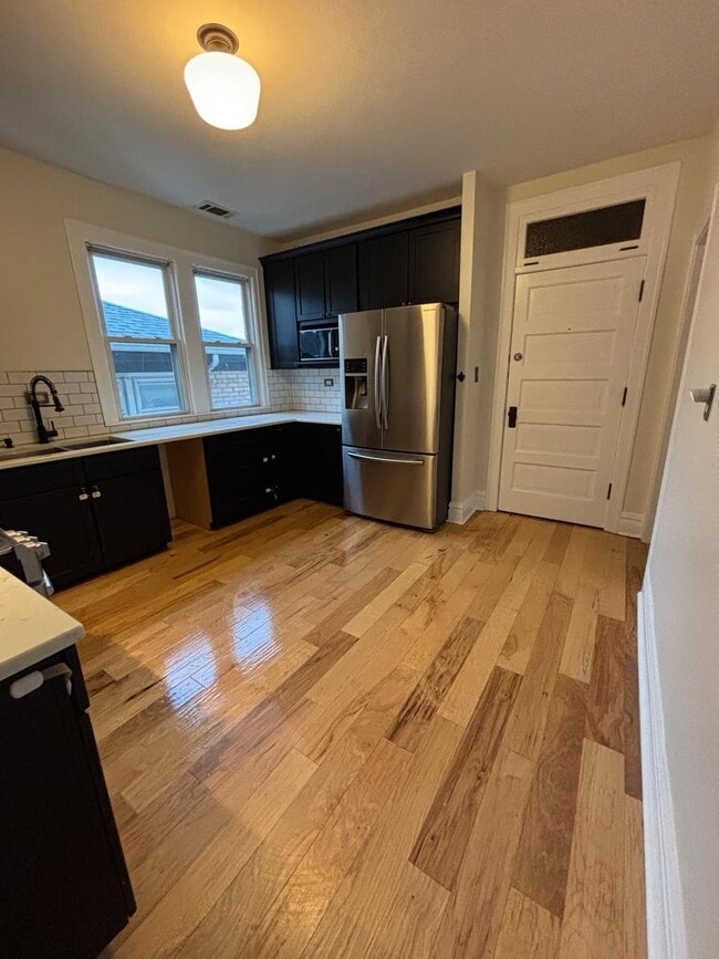 Photo - 5650 W 63rd Pl Unidad 2F