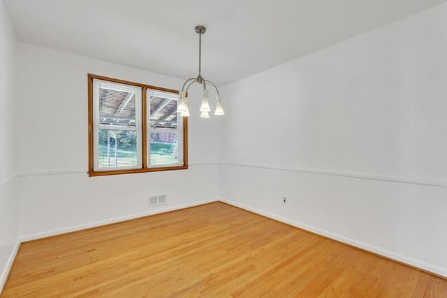 Photo - 8212 Dorset Ave