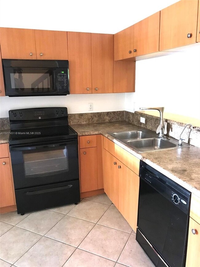 Photo - 8233 SW 25th Ct