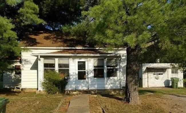 Photo - 428 S Central St