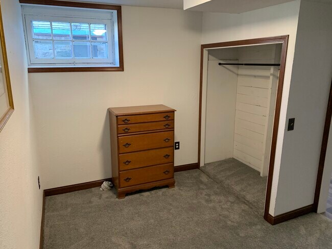 Newly carpeted Bedroom: Dresser included - 821 W Kalamazoo Ave Unit 3