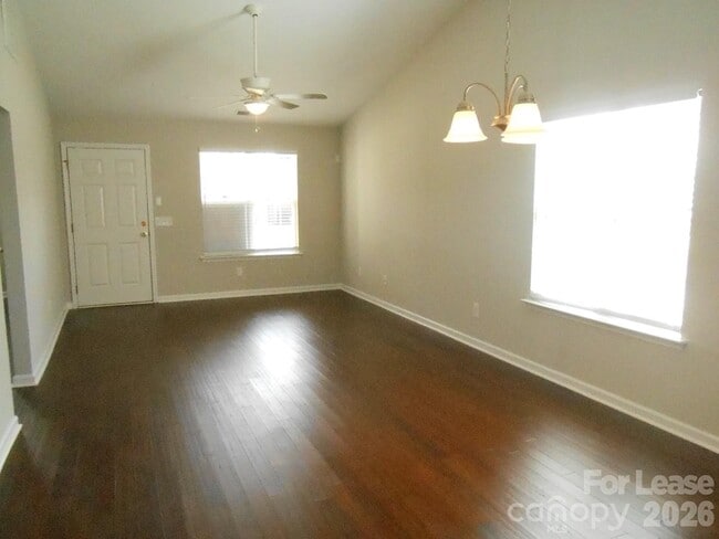 Photo - 5325 Harris Cove Dr