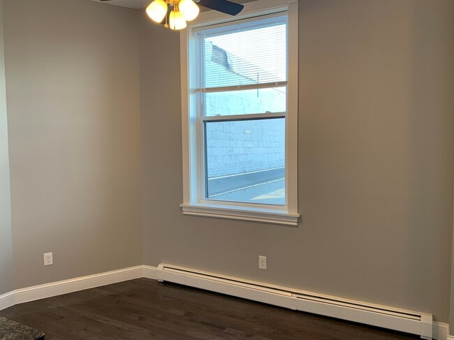 Photo - 148 Main St Unit 204