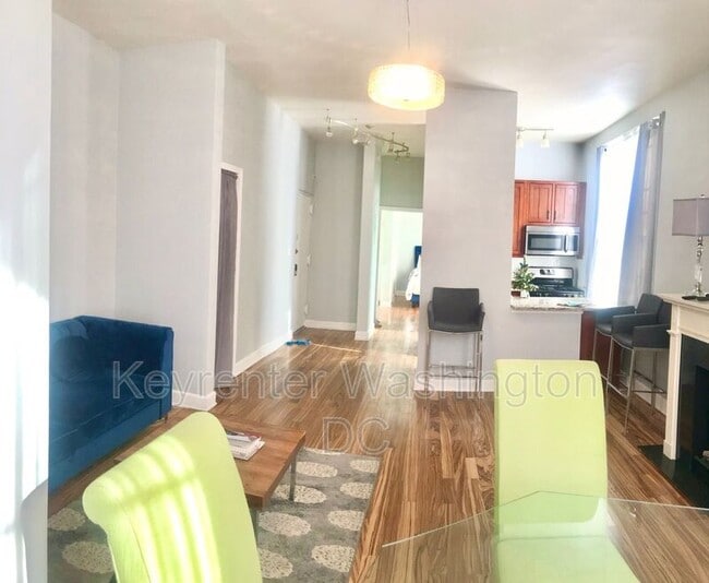 Photo - 333 2nd St NE Unit Apt 202