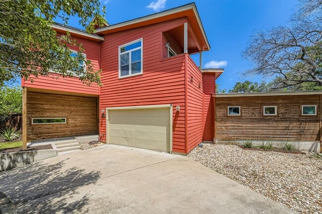 Building Photo - 2510 Rosewood Ave Rental