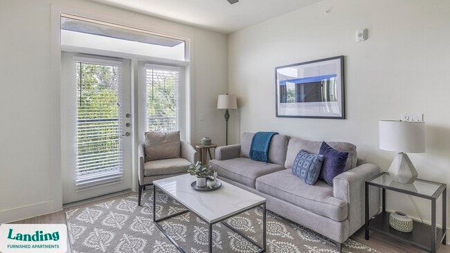 Photo - 5200 White Settlement Rd Unidad 2312