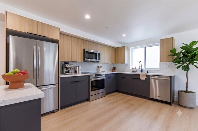 Photo - 1332 S Longwood Ave