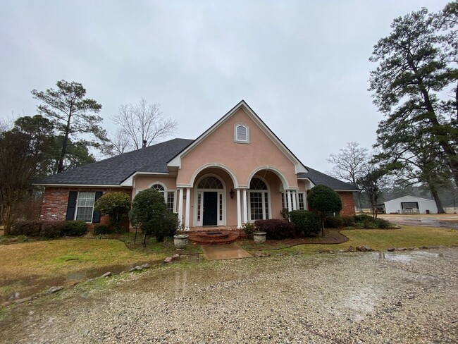 Large Rental in Haughton - Large Rental in Haughton