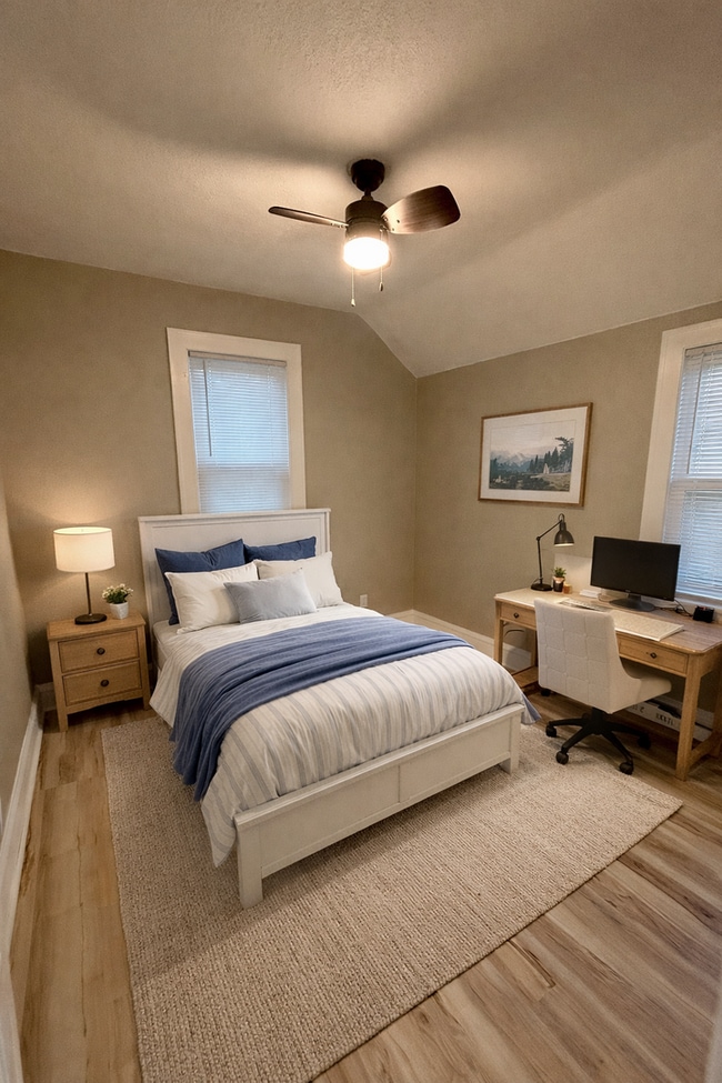 Photo - 906 North 6th Ave E Unit #2 (Upper)