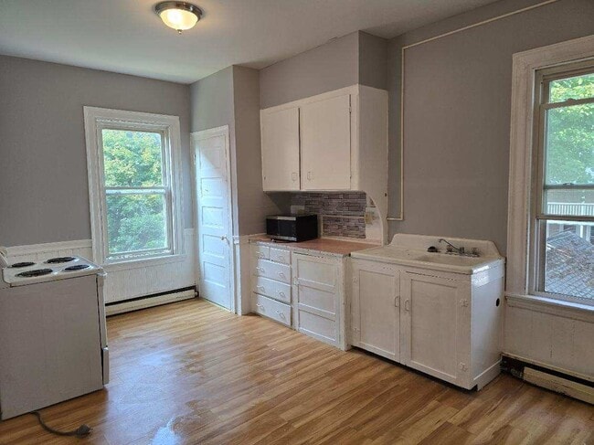 Photo - 326 Hancock St