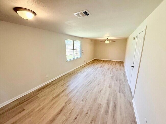 Photo - 14106 White Heather Dr