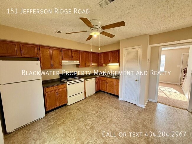 Photo - 151 Jefferson Ridge Rd