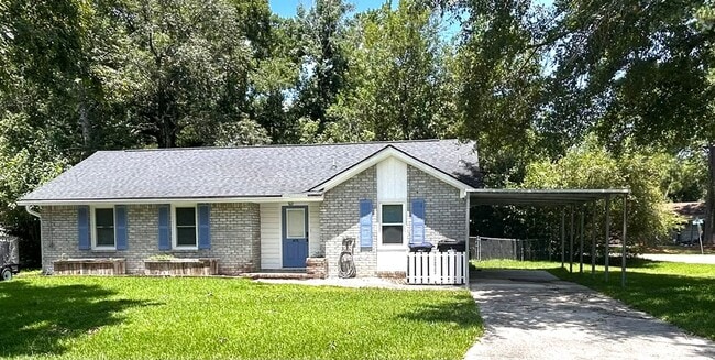 Building Photo - Beautifully Renovated 3BR Home in Summerville