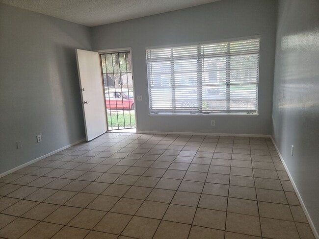 Photo - SW-2 bedroom- 1.5bath with 2 car garage Condo Unit D