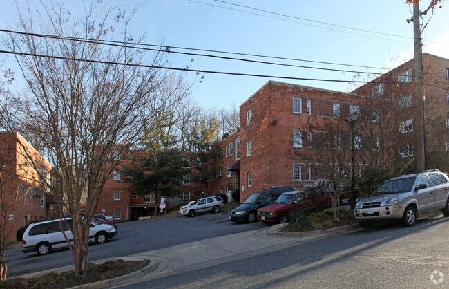 Photo - Wedgewood Apartments
