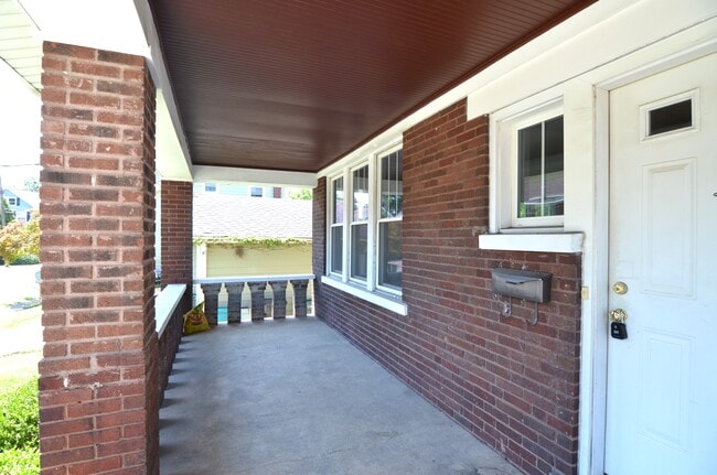 Photo - 4109 Millsbrae Ave