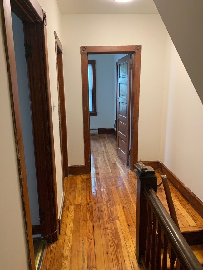 Photo - 1030 Center St Unidad 1030 Center Street - 2nd Floor