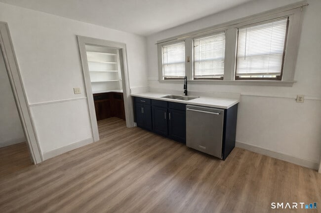 Photo - 40 Rogers St Unit 1