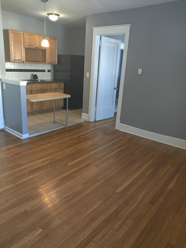 Photo - 6607 Blakemore St