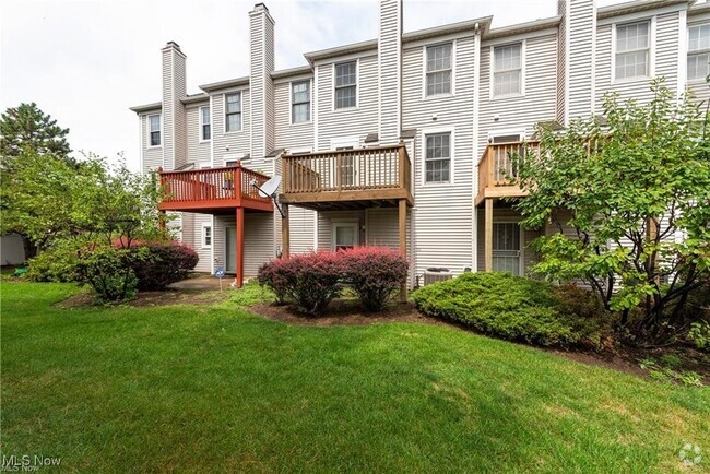Building Photo - 8118 Chester Pkwy Rental