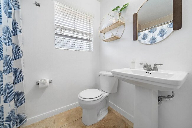 Photo - 3237 Rosedale St Unit 2