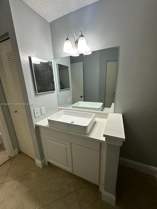 Photo - 9999 Summerbreeze Dr Unit 715