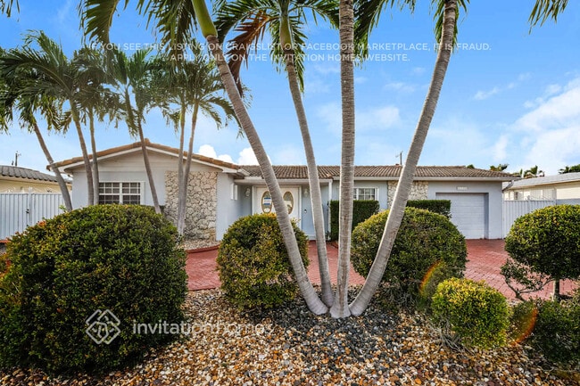 Building Photo - 1720 SW 98th Ct