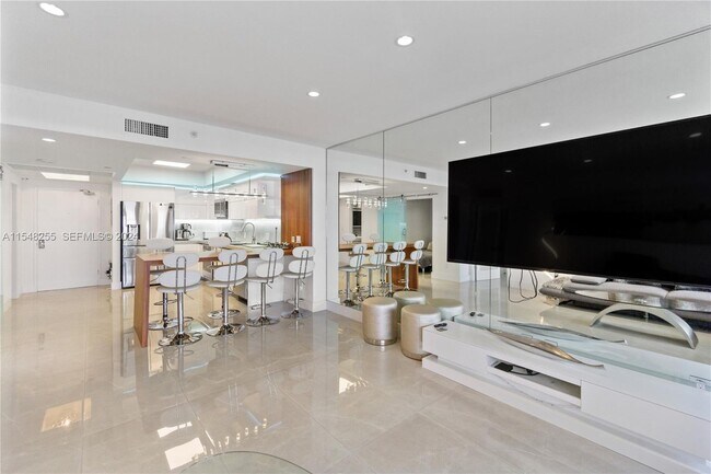 Photo - 100 Lincoln Rd Unidad 1602