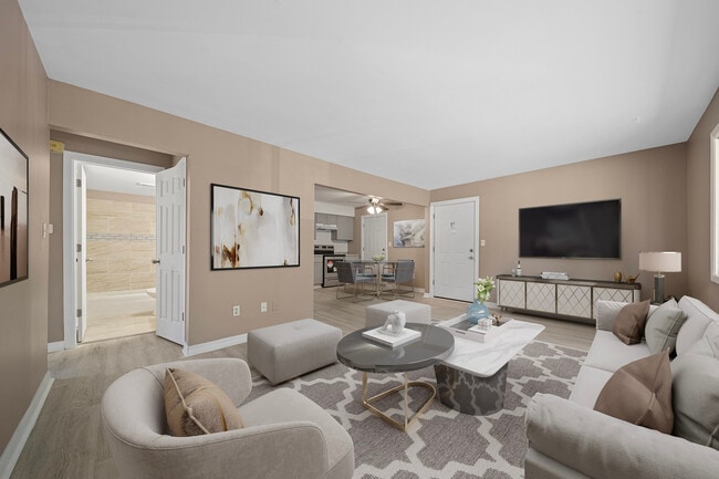 Photo - Lakeland Apartments ::OPEN HOUSE::