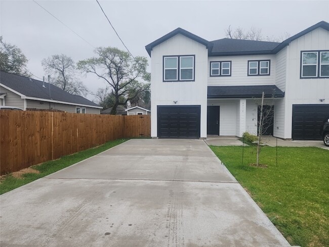 Photo - 6719 Roanoke St Unidad A