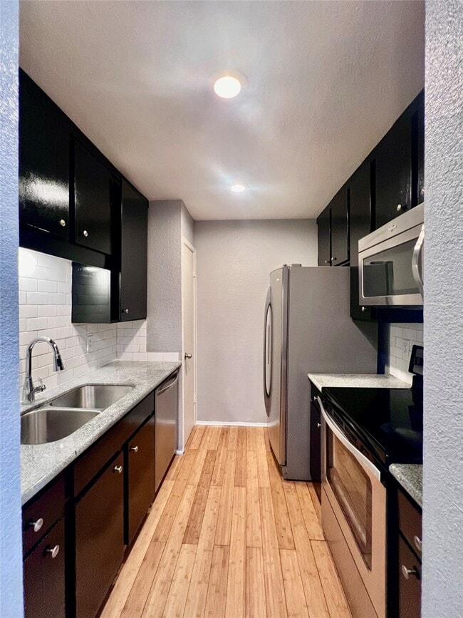 Photo - 10047 Westpark Dr