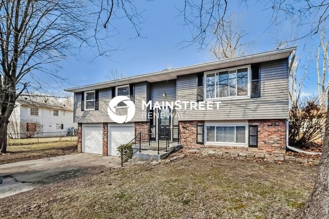 3 Bedroom Pet-Friendly Home in Indianapolis, IN with Main Street Renewal