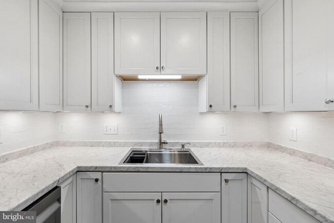 Photo - 17360 Tripoli Blvd